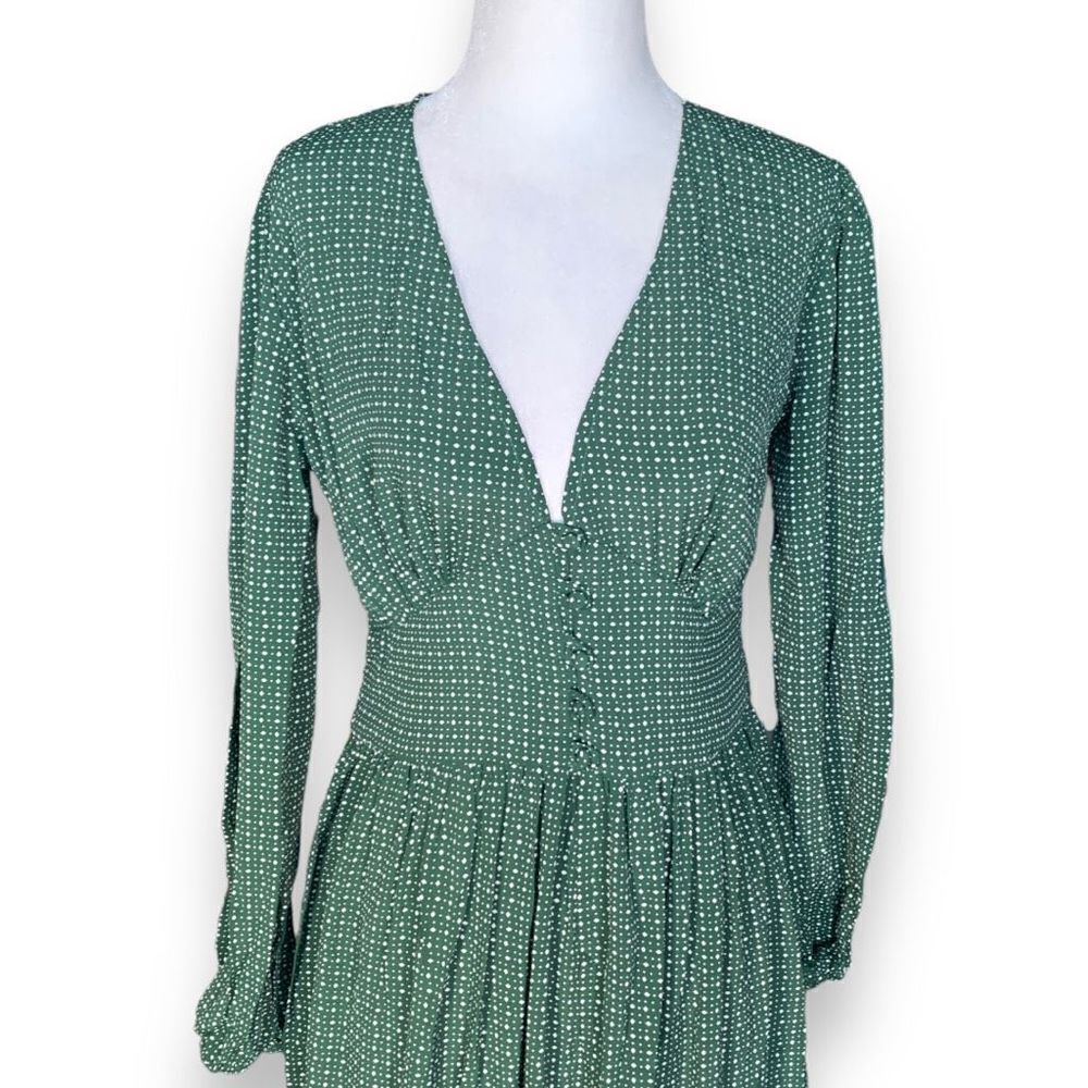 Past Life The Collective Mae Maxi Dress Forrest Green White Flowy Deep V Neck - Picture 5 of 12